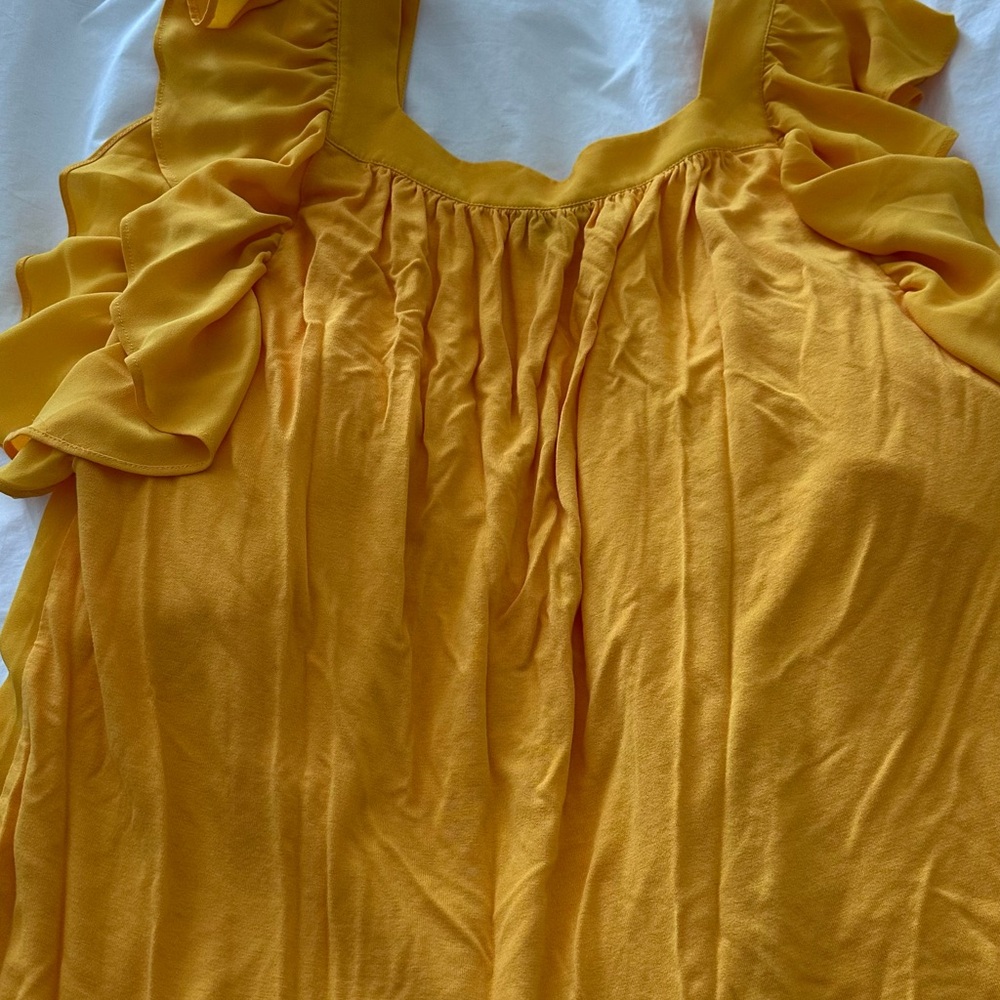 Ann Taylor Ruffled Top - Picture 4 of 5